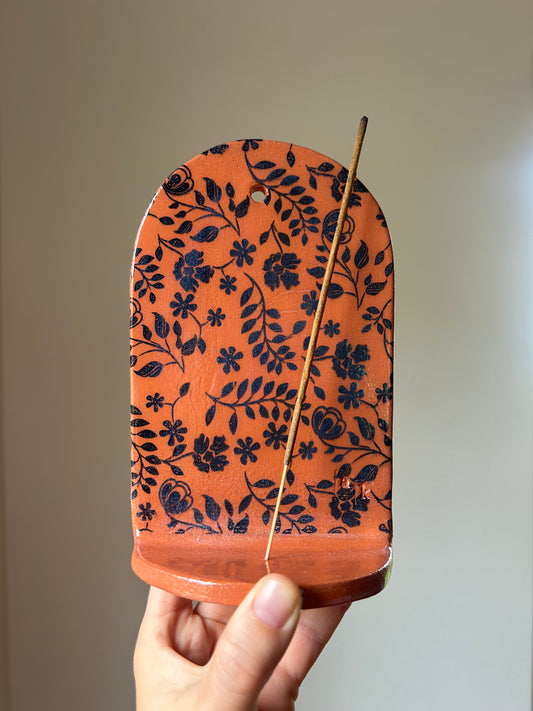 Mini Vining Wall Incense Altar